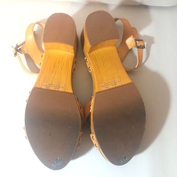 CUSHIONAIRE Sandals Women's Size 9 Honey Slate Faux Wood Block Heel - Picture 6 of 12